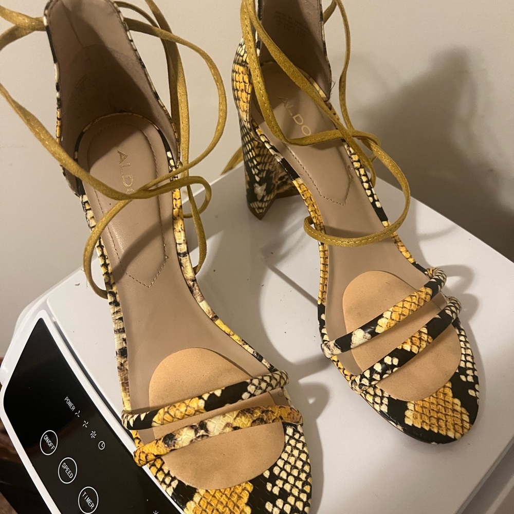 Shoes $30 purse $25. If purchase together $50